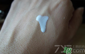安耐曬金瓶怎么樣？安耐曬金瓶好用嗎？