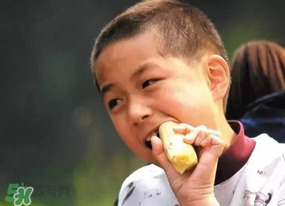 吃甘蔗嘴爛了怎么辦？吃甘蔗嘴角爛了怎么辦？