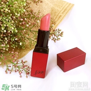 煙熏玫瑰色適合什么膚色？煙熏玫瑰色口紅適合黃皮嗎？
