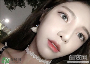 煙熏玫瑰色適合什么膚色？煙熏玫瑰色口紅適合黃皮嗎？