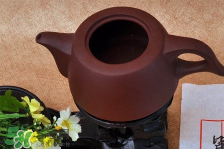 剛買(mǎi)的紫砂壺怎么清洗？新買(mǎi)的紫砂壺怎么清洗？