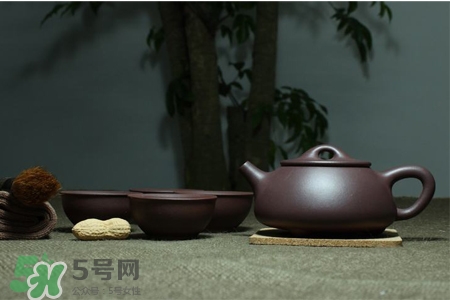如何清洗紫砂壺茶垢？紫砂壺的茶垢怎么清洗？