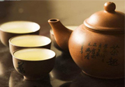 紫砂壺如何鑒別好壞？怎樣辨別紫砂壺的好壞？