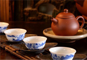 紫砂壺怎么養(yǎng)包漿最快？如何養(yǎng)壺使包漿更漂亮？
