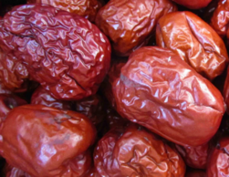 干紅棗發(fā)黑能吃嗎？紅棗過期變黑能吃嗎？