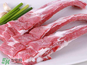 排骨有點異味怎么去除？排骨有點異味還能吃嗎？