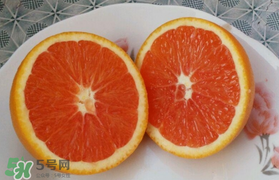 橙子里有紅絲能吃嗎？橙子里有紅絲的是什么？