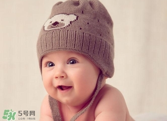 4月份出生的寶寶穿什么衣服？四月份寶寶穿衣搭配