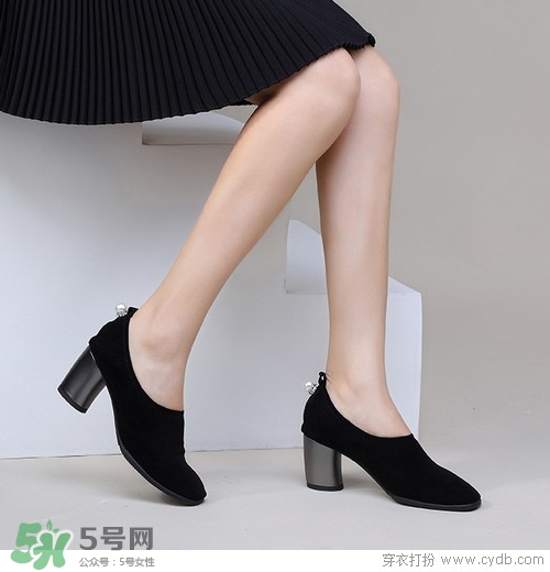 4月份穿什么鞋子？四月份鞋子搭配