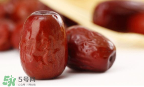 紅棗有點(diǎn)酸還能吃嗎？紅棗為什么會(huì)酸？