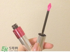 ysl唇油怎么用？ysl唇油使用方法