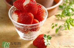 吃草莓可以解酒嗎？草莓怎么解酒