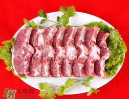 羊肉有點(diǎn)發(fā)臭還能吃嗎？羊肉有點(diǎn)臭味怎么去除？