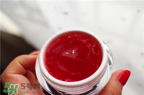 紅酒面膜可以天天敷嗎？紅酒面膜敷完臉用洗嗎？