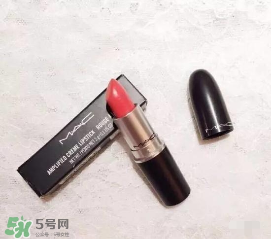 啞光和水潤哪個(gè)好？啞光口紅和水潤口紅區(qū)別