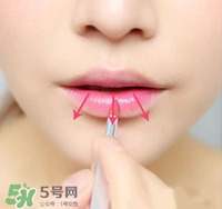 啞光口紅怎么涂好看？啞光口紅畫法步驟圖解