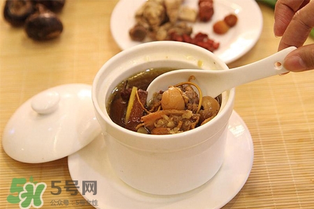 4月份喝什么湯好？四月份適合喝什么湯？