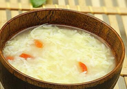 酒釀蛋真能豐胸嗎？酒釀蛋怎么吃豐胸？