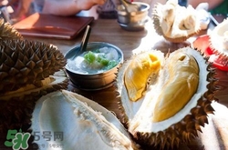 榴蓮可以和海鮮一起吃嗎？榴蓮和海鮮一起吃會(huì)怎樣？
