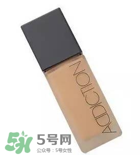 粉底液卡粉怎么辦？粉底液卡粉怎么補(bǔ)救？