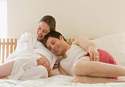 懷孕期間同房對胎兒有什么影響？懷孕期間同房的正確姿勢圖片