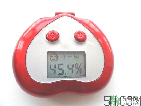蘭蔻和雅詩(shī)蘭黛眼霜哪個(gè)好用？蘭蔻和雅詩(shī)蘭黛眼霜對(duì)比