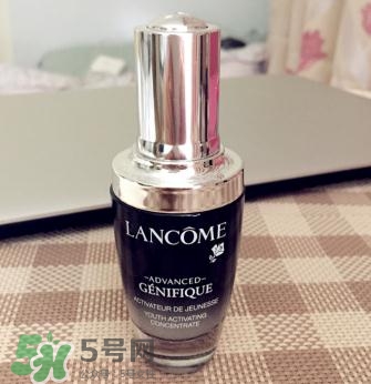 蘭蔻大眼精華和雅詩蘭黛小棕瓶哪個好？蘭蔻大眼精華和小棕瓶對比