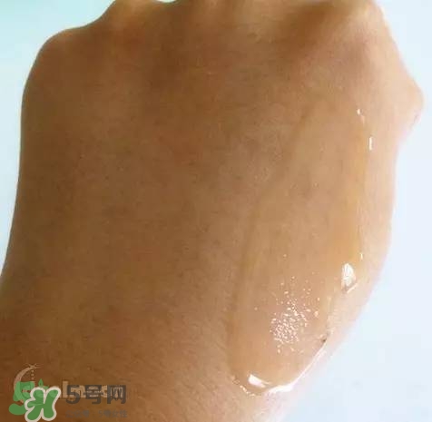 蘭蔻大眼精華和雅詩蘭黛小棕瓶哪個(gè)好？蘭蔻大眼精華和小棕瓶對比