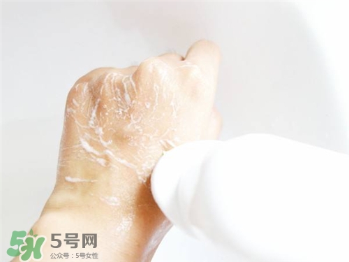 倩碧潔面儀刷頭怎么卸？倩碧潔面儀怎么替換刷頭？