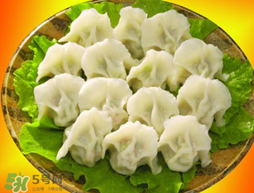 薺菜包餃子好吃嗎？薺菜包餃子根可以吃嗎？