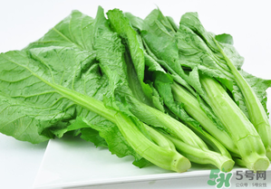 芥菜能和雞肉一起吃嗎？芥菜與雞肉同吃會中毒嗎？