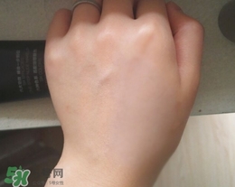 極密bb霜怎么樣？雅麗潔極密bb霜好用嗎？