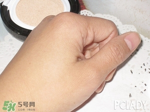 極密氣墊bb怎么樣？ 極密氣墊bb好用嗎？