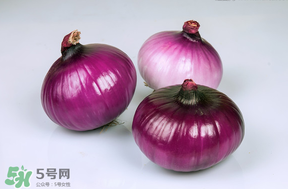 洋蔥中間黃了可以吃嗎？洋蔥里面發(fā)黃能吃嗎？