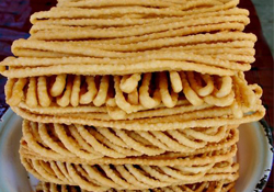 馓子可以煮著吃嗎？馓子用開(kāi)水怎么泡著吃？