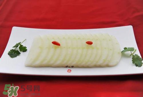 冬瓜要去皮嗎？冬瓜皮能吃嗎？