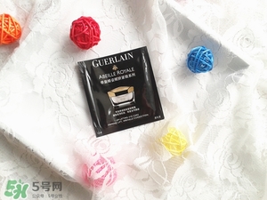 嬌蘭帝皇蜂姿眼霜怎么用？嬌蘭帝皇蜂姿眼霜使用方法