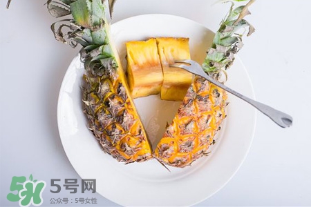 菠蘿一定要泡鹽水才能吃嗎？菠蘿不泡鹽水能吃嗎？