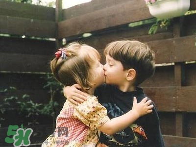 性教育從什么時(shí)候開始？孩子性教育怎么教
