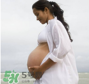 孕婦發(fā)燒怎么退燒？孕婦發(fā)燒能用退熱貼嗎？