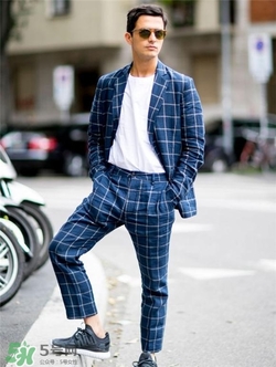格子西裝怎么搭配？格子西服怎么搭配好看？