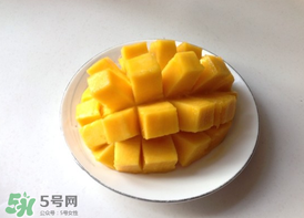 芒果為什么有黑色的絲？芒果里面有黑色的絲能吃嗎？