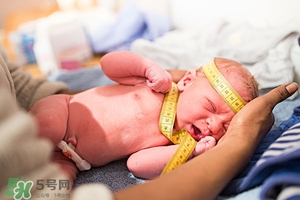 如何清潔寶寶肚臍 寶寶臍帶的護理方法