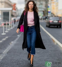 奶奶鞋搭配什么衣服？奶奶鞋搭配什么衣服好看？