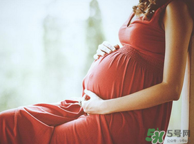 孕婦腿腫是怎么回事？孕婦腿腫怎么辦？