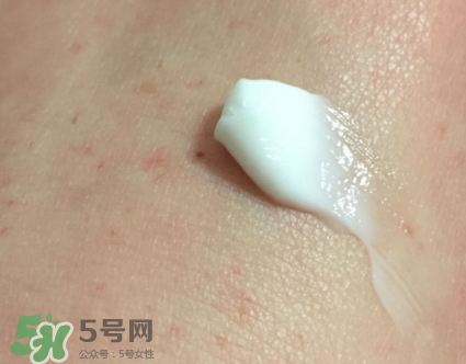 薇諾娜適合什么皮膚？薇諾娜適合敏感肌嗎？