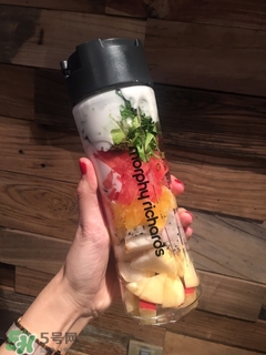 摩飛榨汁機(jī)和my juice哪個(gè)好？摩飛榨汁機(jī)和my juice對(duì)比