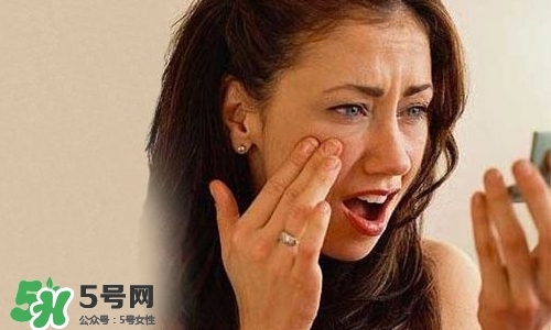 臉色發(fā)黑是什么原因？臉色發(fā)黑發(fā)暗怎么調(diào)理
