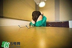 抑郁癥有哪些癥狀？哪些人易患抑郁癥？