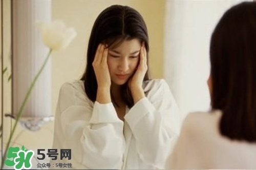 抑郁癥有哪些癥狀？哪些人易患抑郁癥？